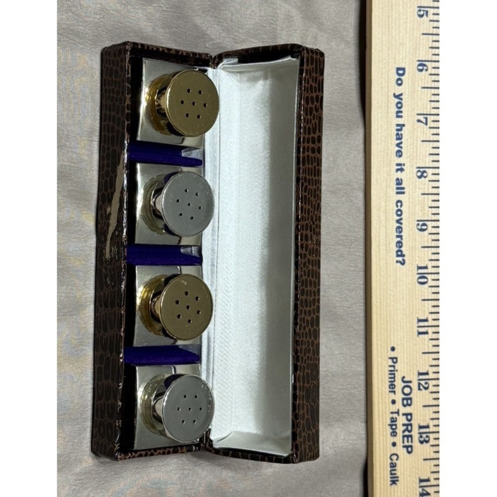 Vintage Silver‎ Plated Set of 4 Salt & Pepper Shakers In Original Box Japan